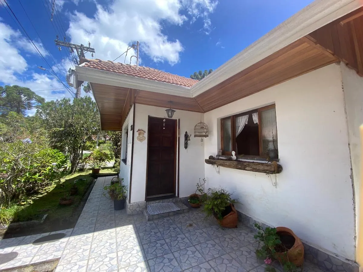 Casa de Férias Chale Aconchegante 2Km Do Centrinho Vila Campos do Jordão Brasil